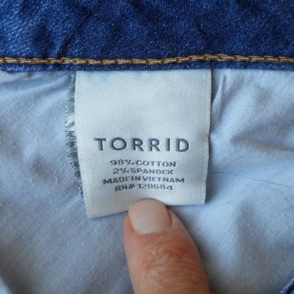 🌸SOLD🌸 TORRID JEANS Size 12 Boyfriend Denim - Picture 12 of 14